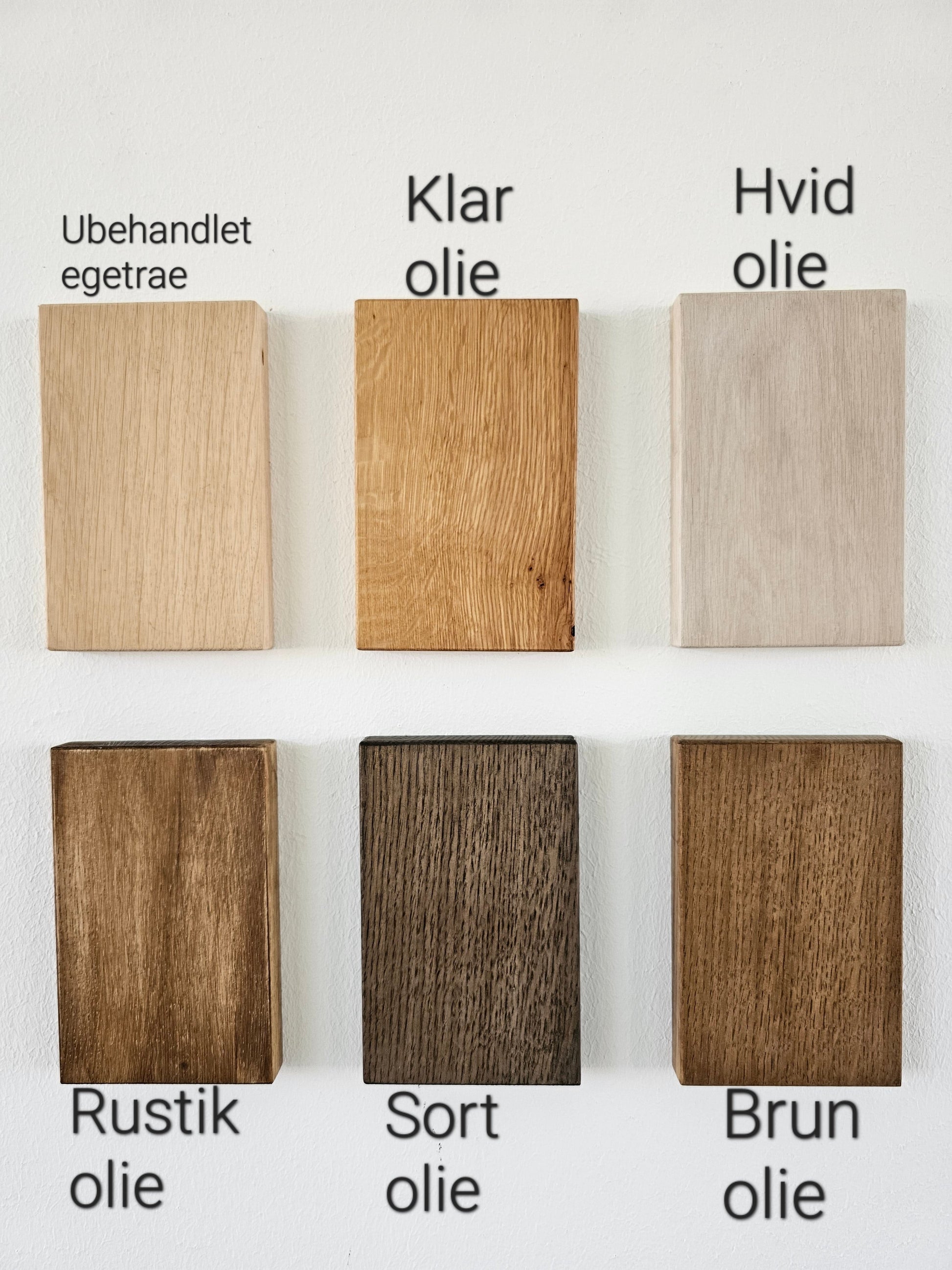 Svævehylde i egetræ