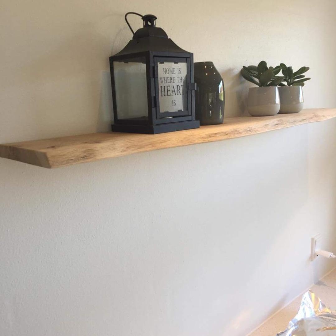 Svævehylde i egetræ