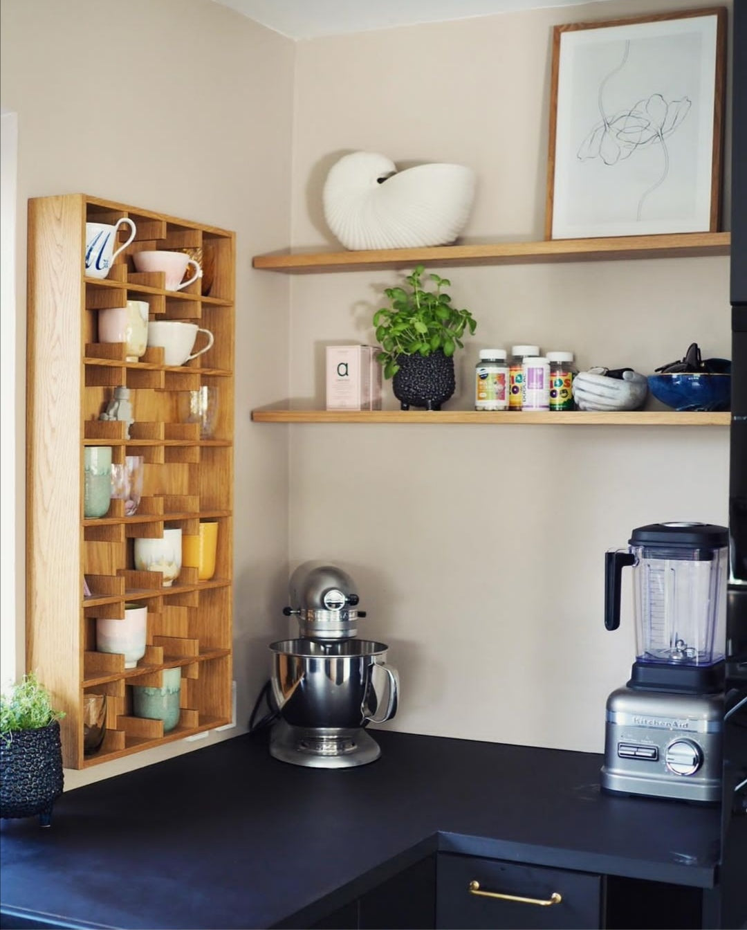 Svævehylde i egetræ