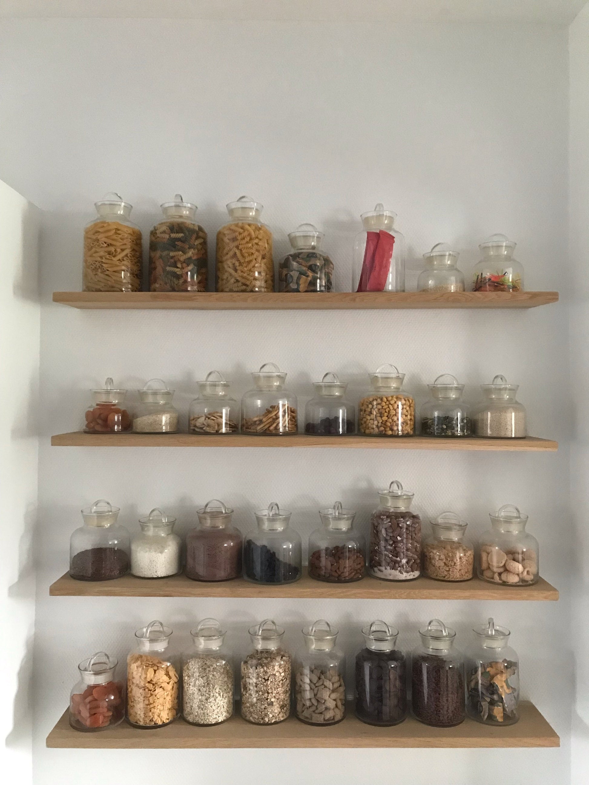 Svævehylde i egetræ