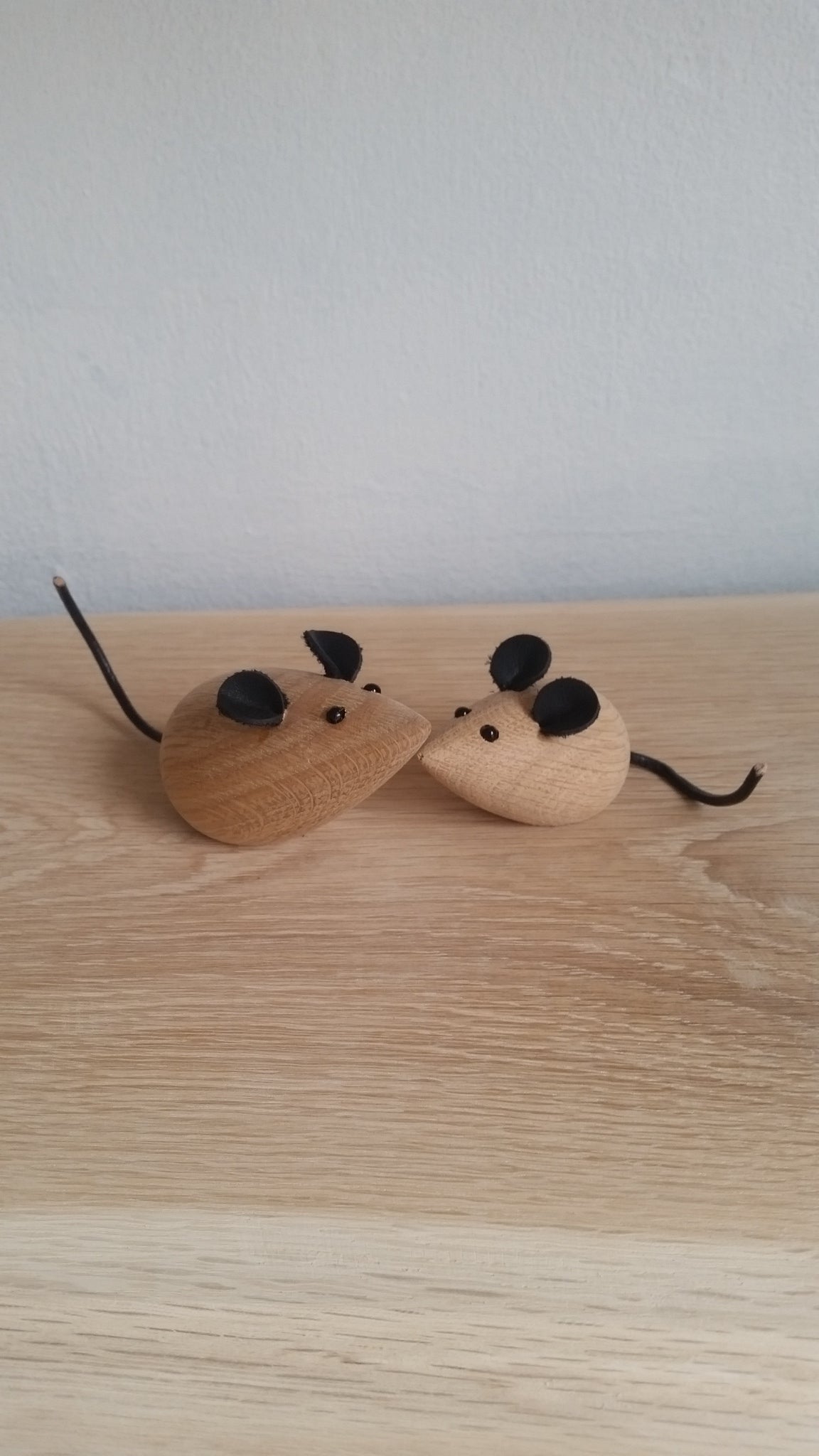 Håndlavede små træmus