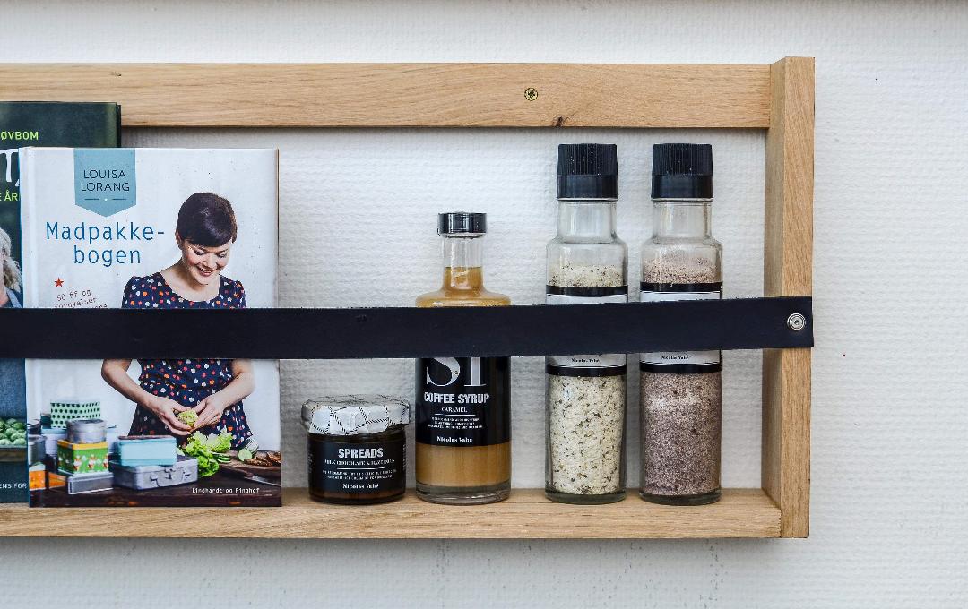 Magasinholder i egetræ