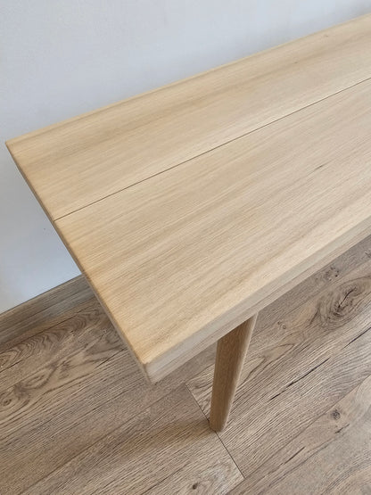 Bænk i egetræ